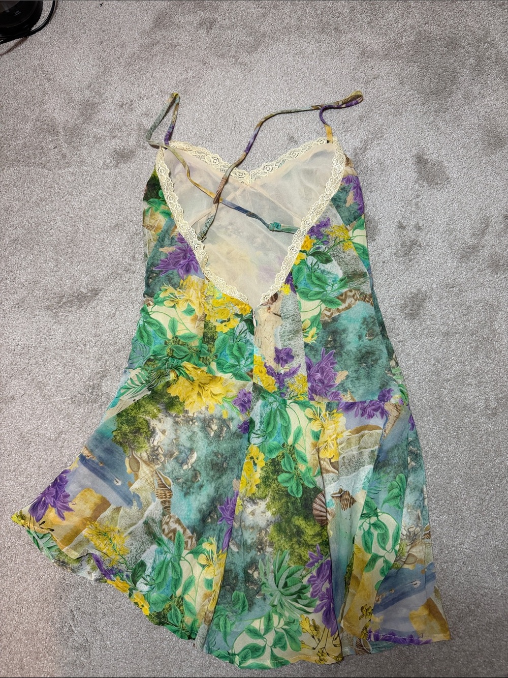 Runaway the Label Surrey Mini Dress Seashell Floral Lace Size M - Picture 8 of 10